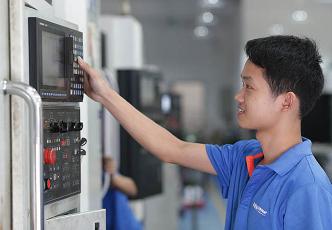 CNC生產(chǎn)車間